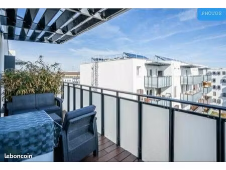 t4 dernier étage + terrasse 10 3m2 + garage inclus – résidence 2013 – saint-fons