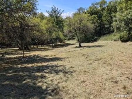 terrain 445 m² plan d orgon