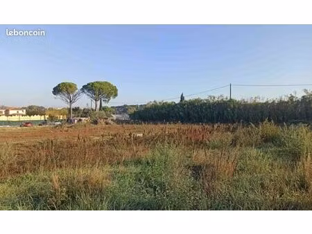 terrain 640 m² les pennes-mirabeau