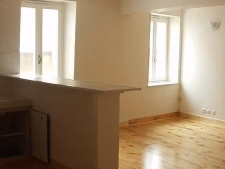 t2 40.74 m2 rdc tarare