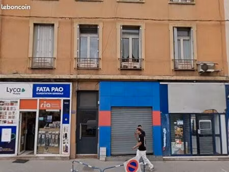 local commercial 145 m²