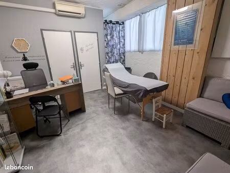 local 26m2 pour activité de soin à la personne