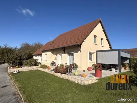 pavillon 6 pièces 150 m²