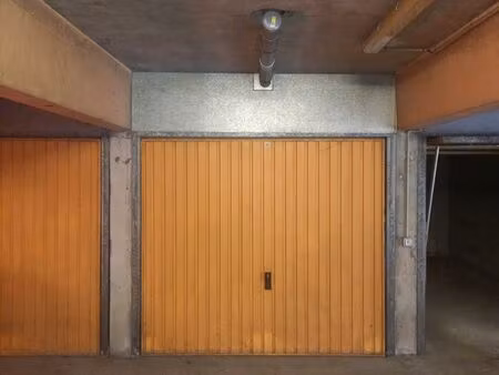 garage/box 13m2 vesoul