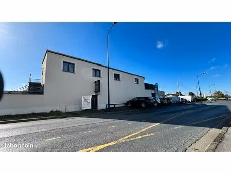 immeuble 5 pièces 227 m²