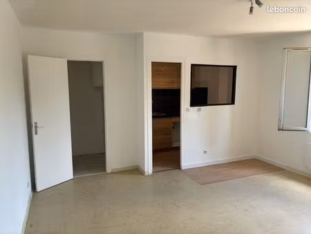 super appartement t2