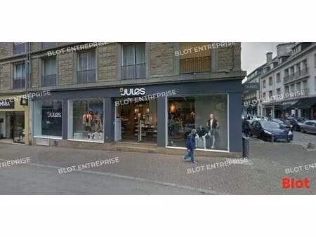 local commercial à louer