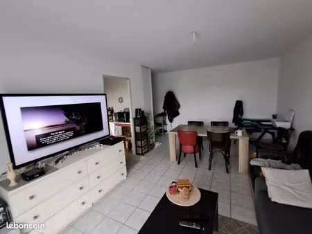 appartement 3 pièces 63 m²