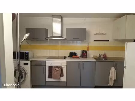 particulier loue t2 60 m2 2ème étage