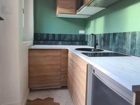 studio meublé avec terrasse