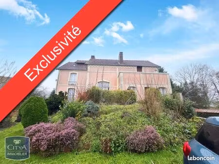 maison 6 pièces 140 m²