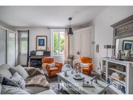 maison bourgeoise avec terrasses en centre ville