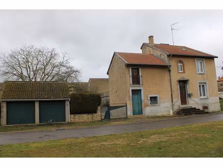a vendre maison de village à rénover - p5 à rouvres-en-woëvr