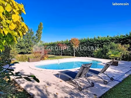 villa 6 pièces 172 m²