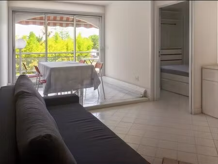 loue appartement carnon