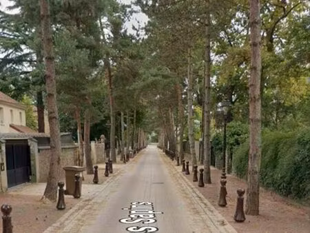 terrain de 768m2 avenue des sapins