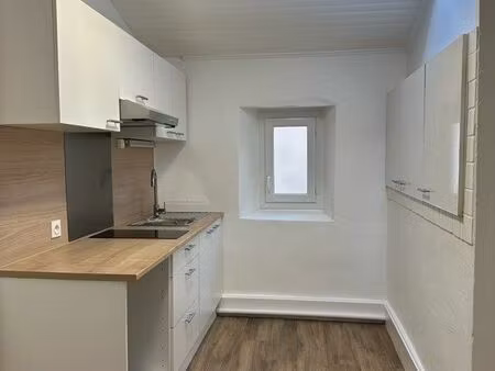 appartement t2 à louer - saint laurent du pape