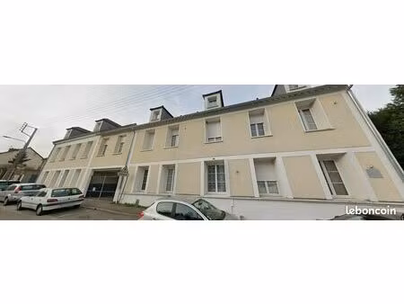 studio 1 pièce 31 m²