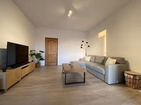 appartement à louer à merksem € 895 (ll9iz) - levia invest | zimmo