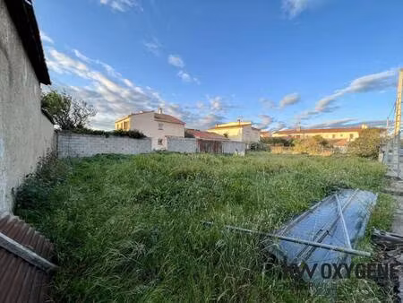 terrain constructible à vendre