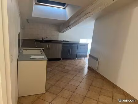 f3  77 m2 centre ancone