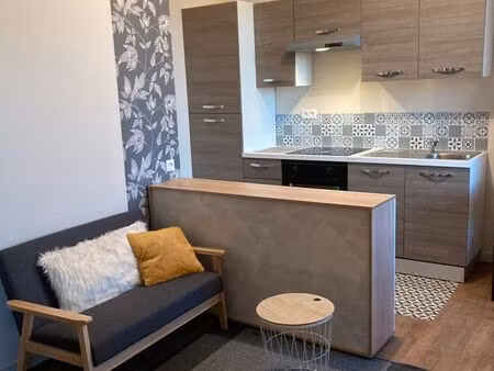 beau studio meublé ruffec