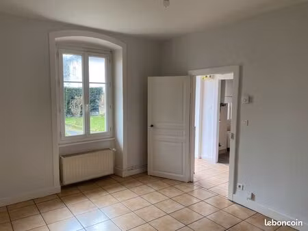 maison à louer en centre ville - ussel