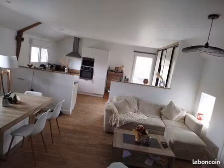 appartement t2 – 61 m² - avec grande terrasse