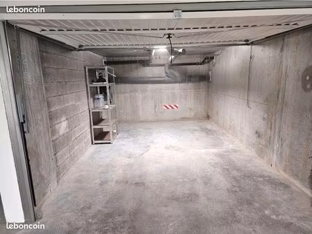 location garage 17m2 annecy le vieux