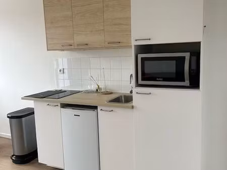 studio 1 pièce 22 m²