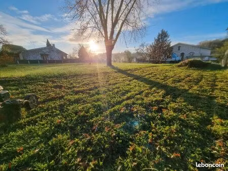 terrain saint seurin sur l'isle