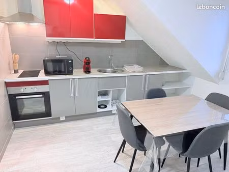 duplex rénové et meublé tout neuf + cave – l’isle-sur-le-doubs – parking