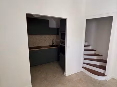 maison bourg sur gironde