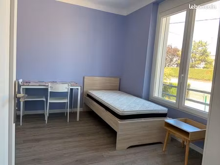 studio meublé aubiere univercité campus des cézeaux - charges non inclus