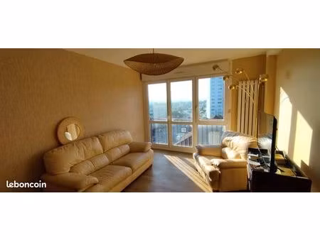 superbe t3 rénové 55 m² – 6e étage avec ascenseur – terrasse  cave et parking – jarville-l