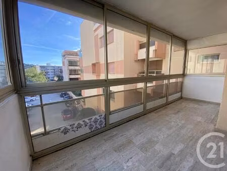 achat : appartement (83120)