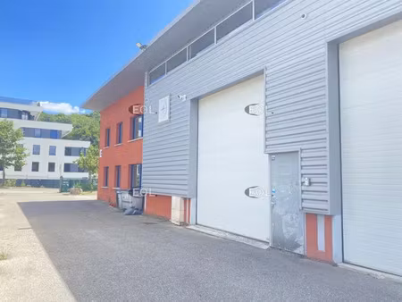 local d'activités à louer brignais