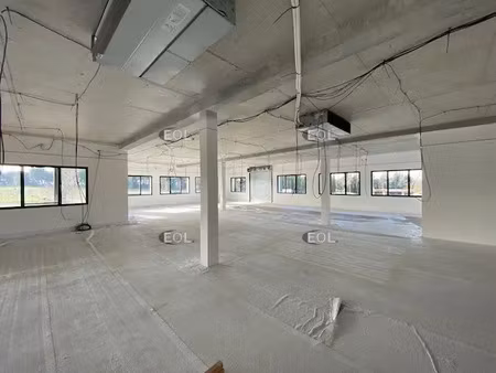 bureaux avec acces pmr à vendre / à louer