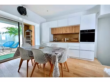 vente maison 5 pièces  83.00m²  les sables