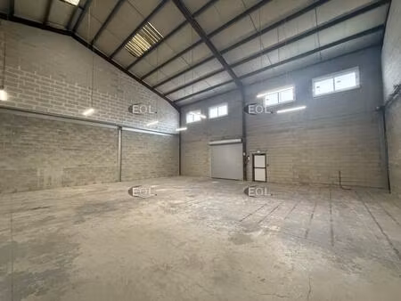 a louer / a vendre - local d'activité avec bureaux de 360 m² à brie-comte-robert (77)