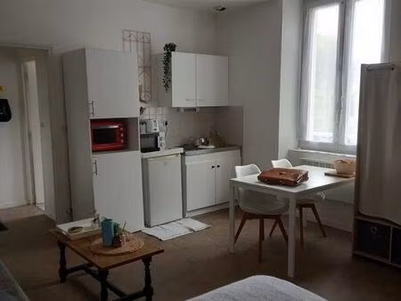 location appartement 1 pièce 26 m² à angers (49000)