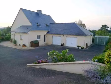 vente maison à sixt-sur-aff (35550) : à vendre / 136m² sixt-sur-aff