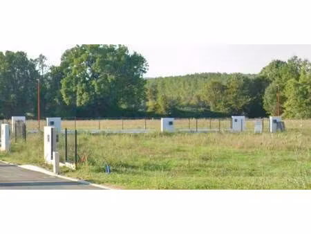 terrain constructible viabilisé à vendre
