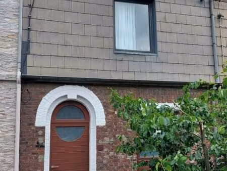 charmant maison 3 chambres  jardin  10min de l'aéroport