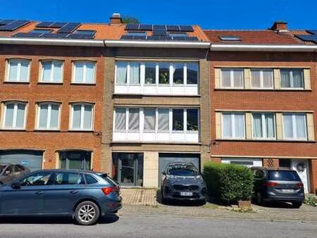 superbe maison 3 chambres + 2 bureaux de +/-200m2