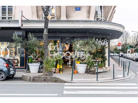 murs de boutique asnières sur seine