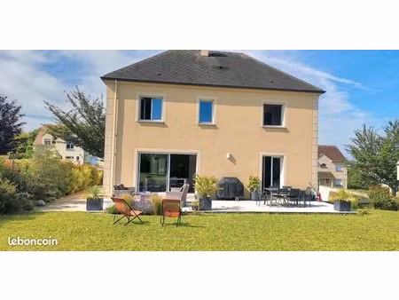 maison familiale récente à 15 min de disney