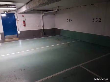 location parking levallois-perret (92300) 130