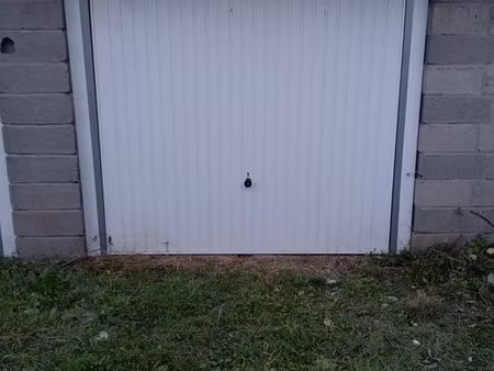 location garage waziers