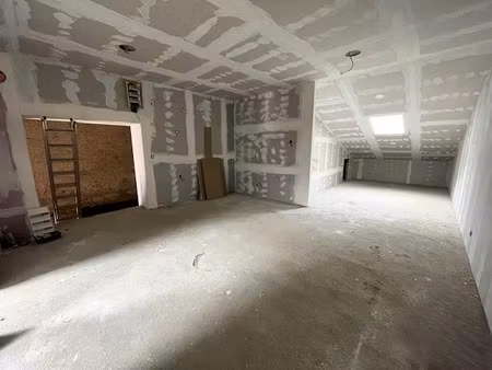 grange 220m² - appartement f3